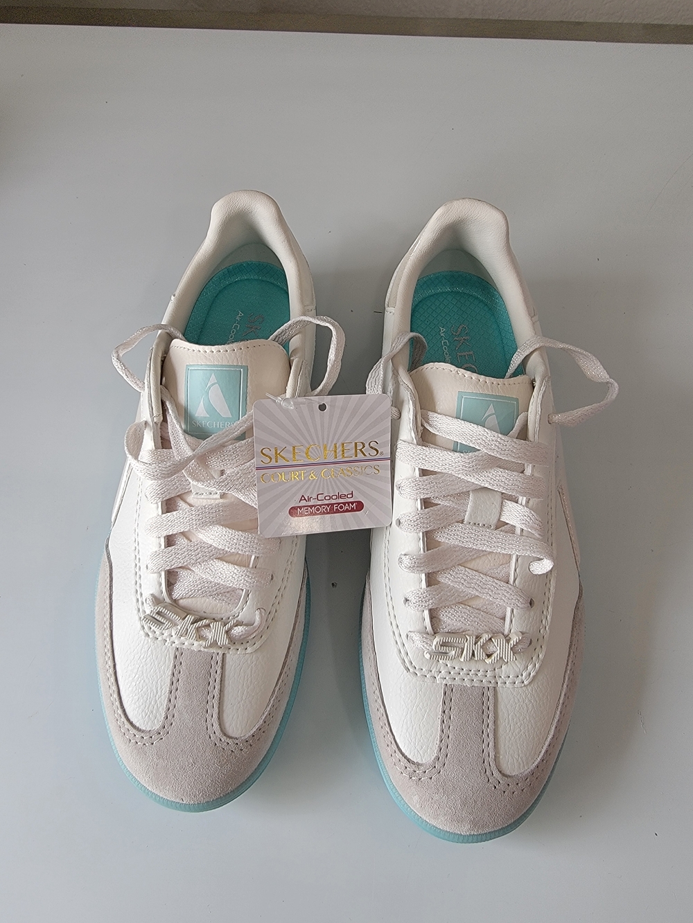 Skechers Women's Hotshot - Pretty Pastels White/Blue Sneakers 185235WBL - Size 6